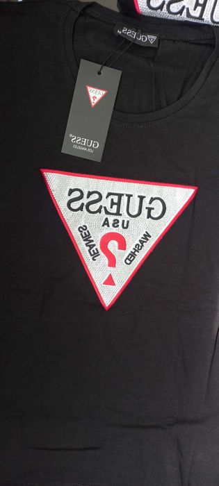 Тениски на Guess