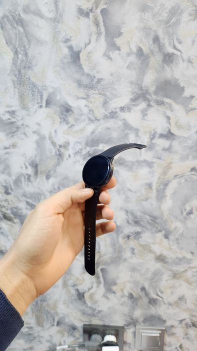 Galaxy watch active 2 aqlli soati