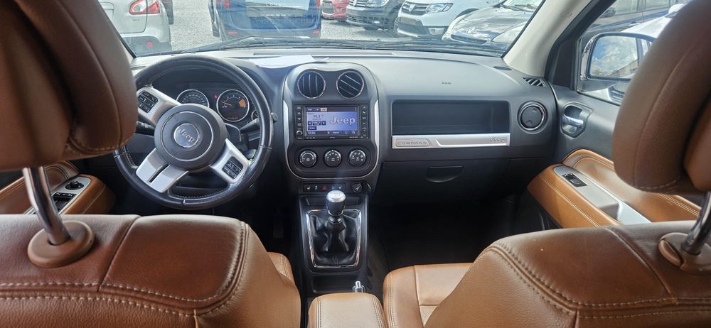 Jeep Compas Limitied   navi, xenon, camera, piele Dakota