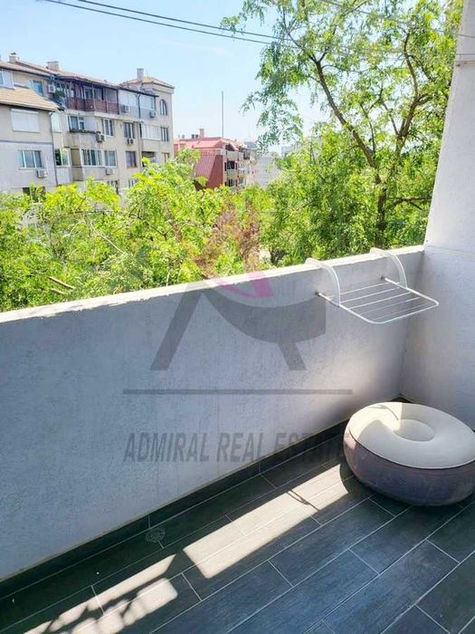 Дава се под наем Тристаен апартамент в Варна, Базар Левски - 100 кв.м за 800 € - Снимка #5