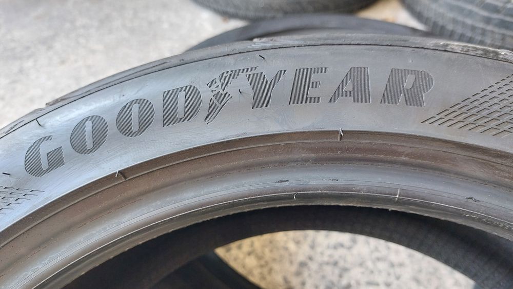 Летни гуми 225/45/18 Goodyear Eagle F1 Super Sport 2 броя