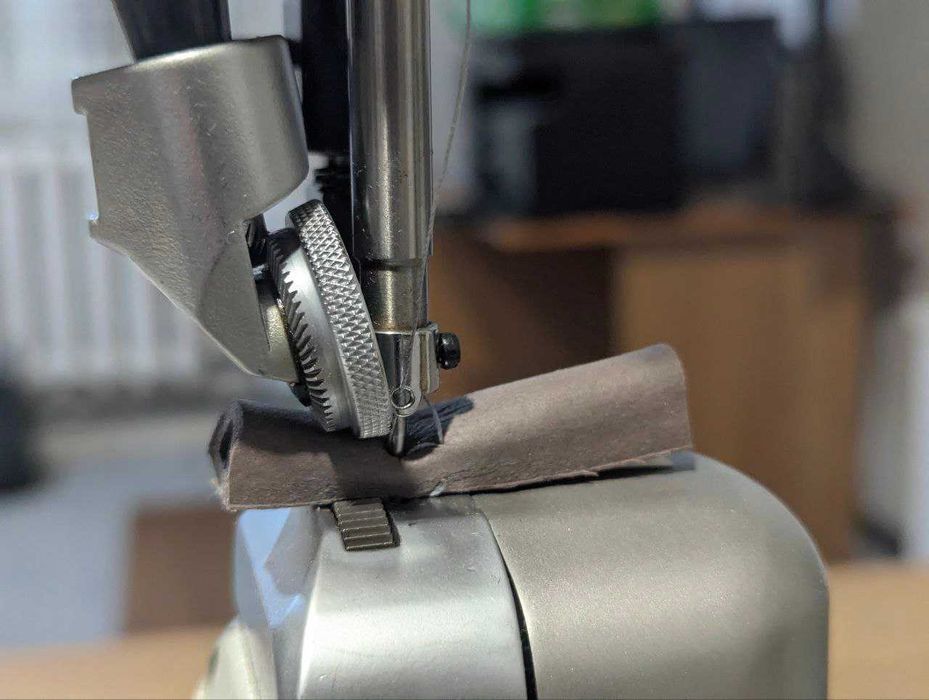 Колонковая швейная машина +сервопривод