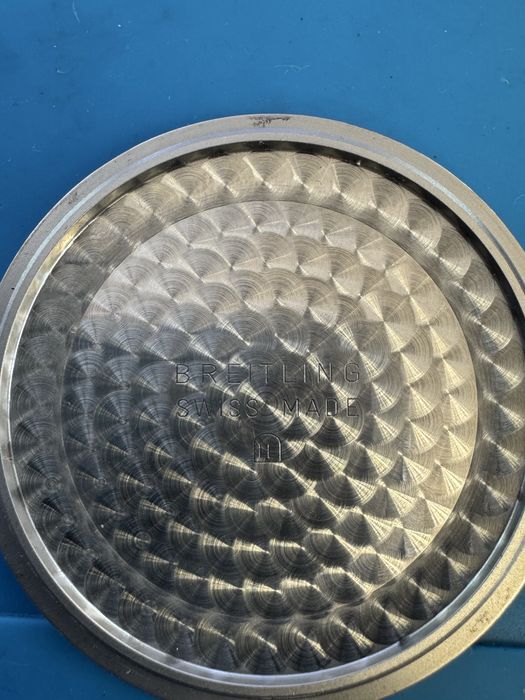 Часы швейцарскийе Breitling