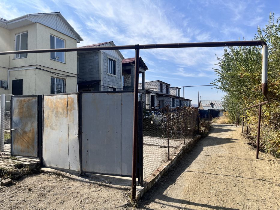 Продам дом (таунхаус)