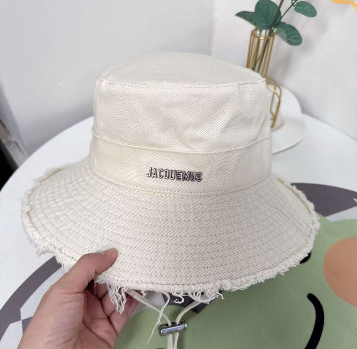 JACQUEMUS шапка лятна
