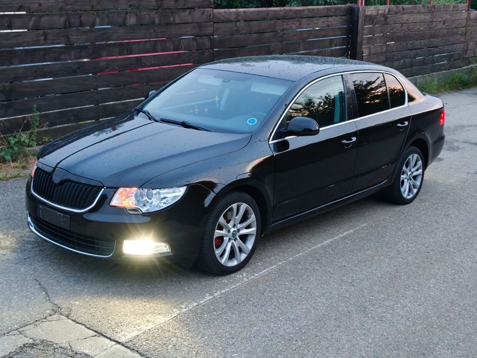Skoda Superb 2 2011 2.0 CFFB , 140cp ,limuzină ,cutie manuală 6 trepte !