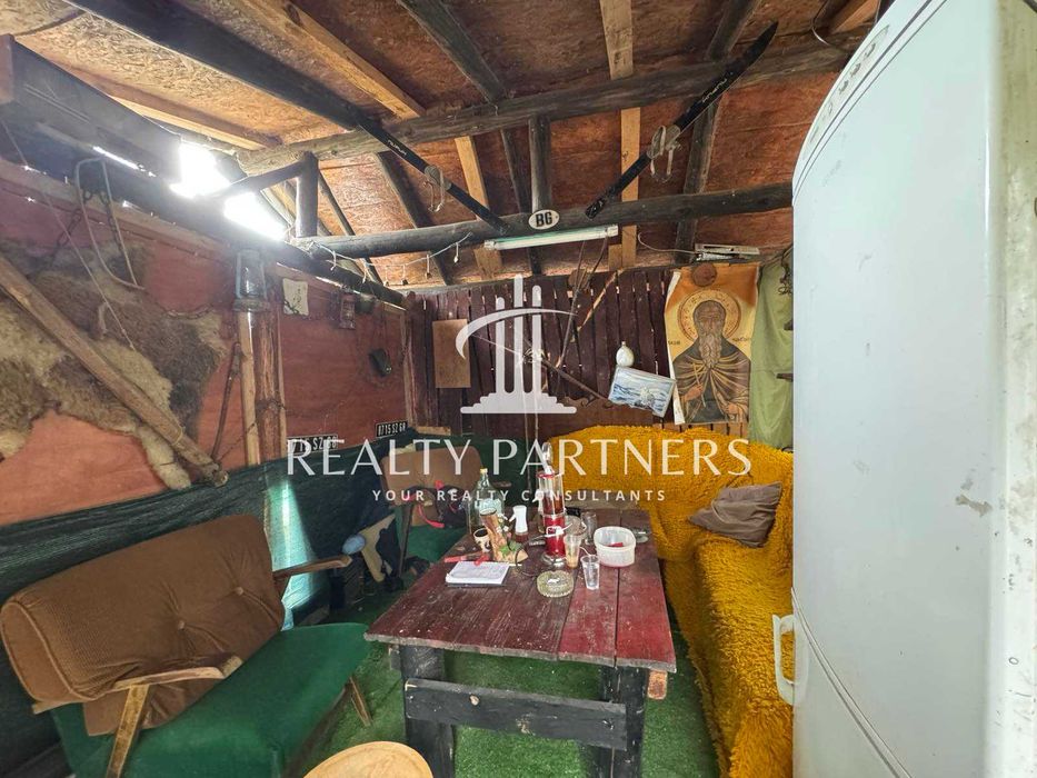 Продава се Къща в с. Кошарево, Област Перник - 120 кв.м за 553 €/кв.м - Снимка #8