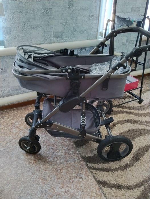 Продам коляску Кари кидс