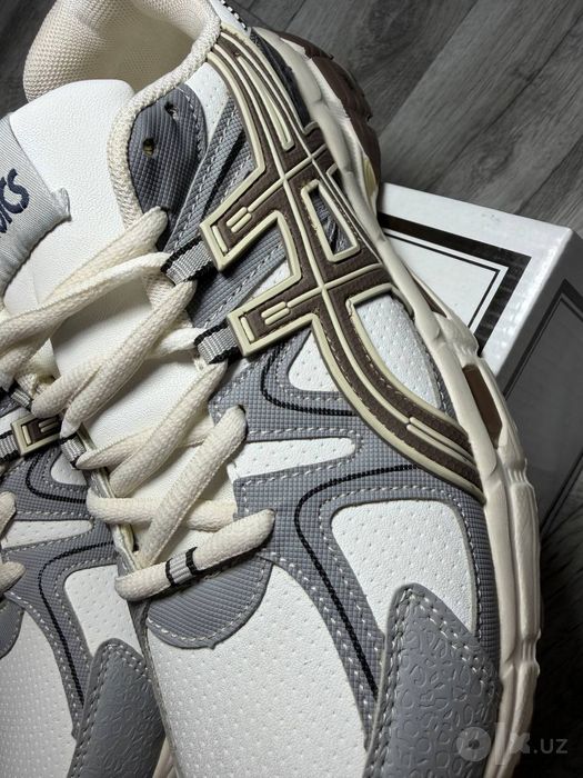 Asics GEL-Kahana 8 – Unikal dizayn va oversize stil uchun ajoyib