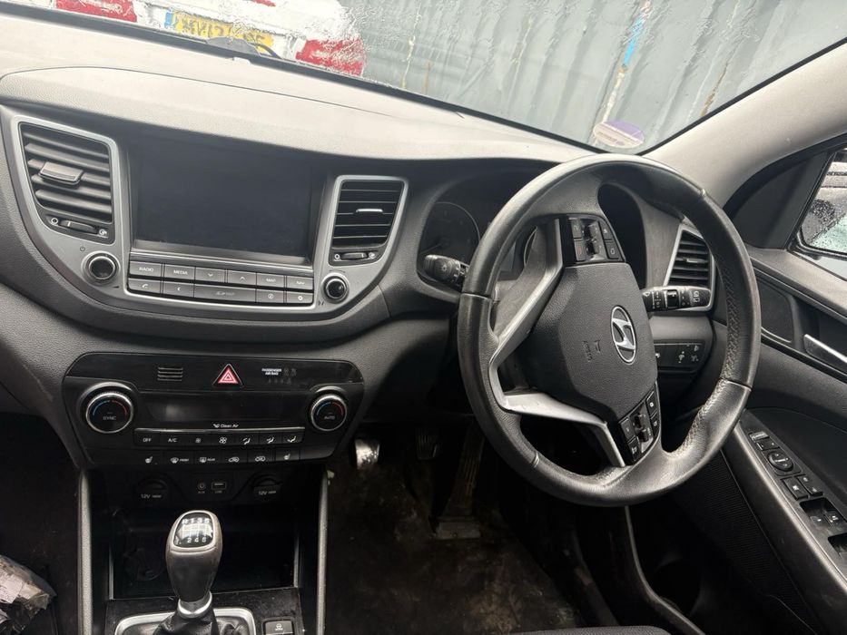 Hyundai Tucson 2.0crdi 136кс 4WD НА ЧАСТИ