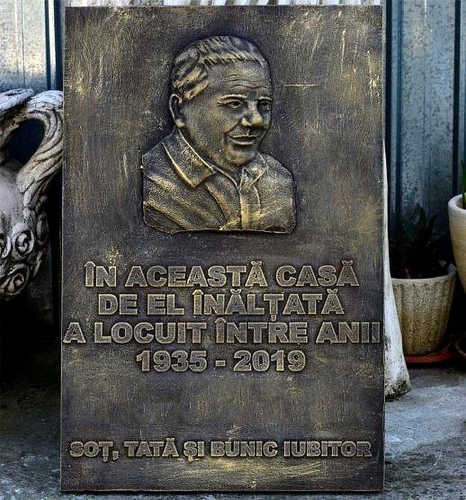Busturi si statui comemorative la comanda - sculptura dupa poze