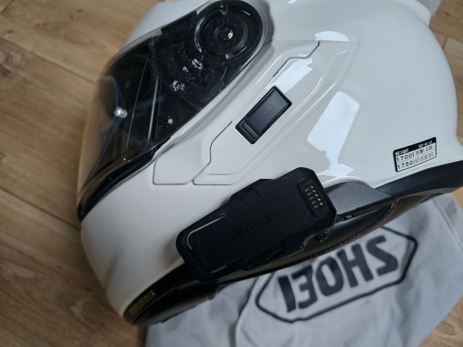 Shoei GT Air 3, marimea L, noua, cu casti JBL si suport Cardo !!!