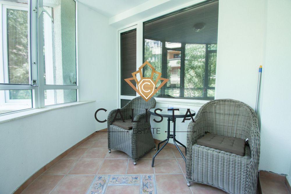 Дава се под наем Тристаен апартамент в София, Център - 110 кв.м за 1295.4 € - Снимка #11