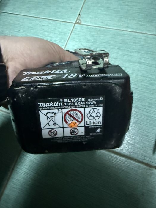 Makita ddf 485   Fara incarcator