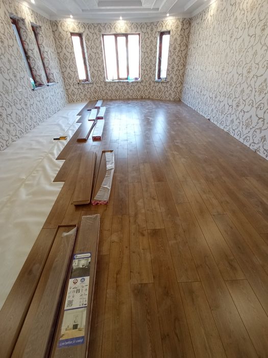 Укладка ламината.