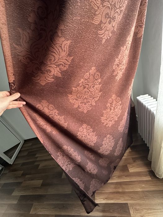 Vând set complet de perdele și draperii