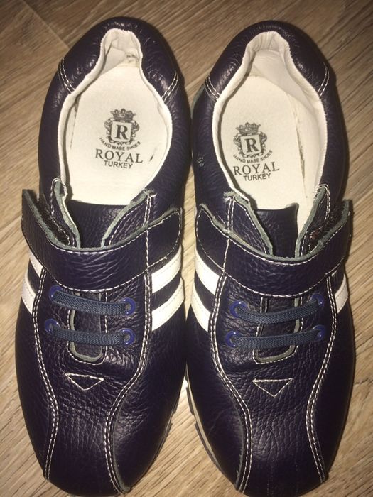 Детские кроссовки