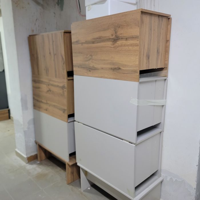 Столы тумбы книжки