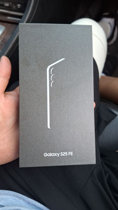 Продам Samsung s25 FE