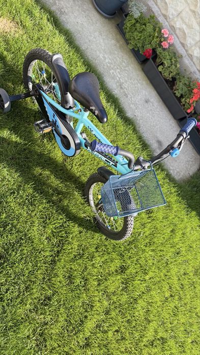 Bicicleta 4-5 ani