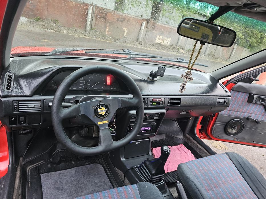 Mazda 323 bg 1993