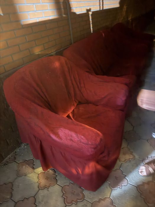 Продам мягкий диван и 2 кресло