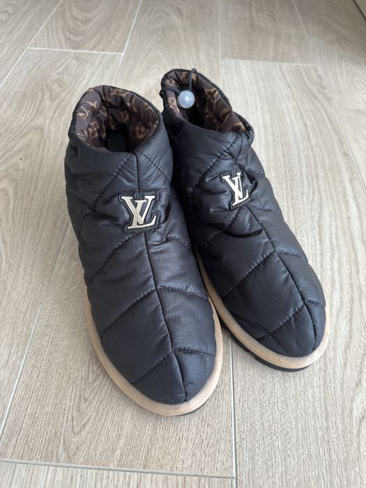 Продам обувь унисекс