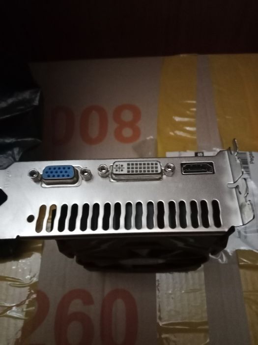Продам видео карту джифорс