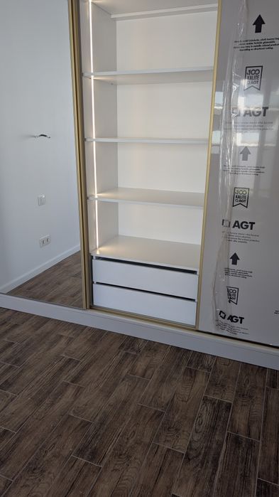 Închiriez apartament modern 2 camere, bloc nou