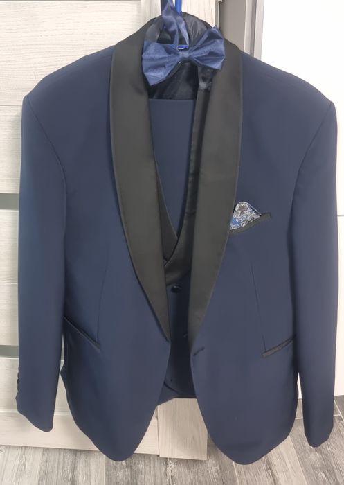 Vand Costum (3 piese) slim fit  ginere / nas nunta botez