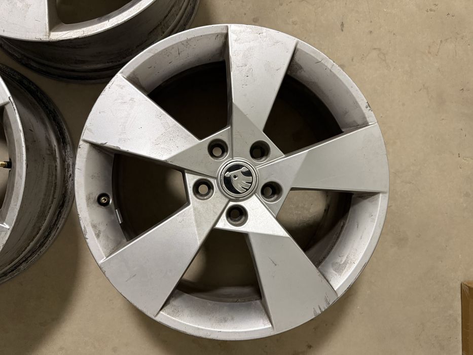 Оригинални Джанти за Шкода 17" 7Jx17H2 ET49 Skoda Octavia