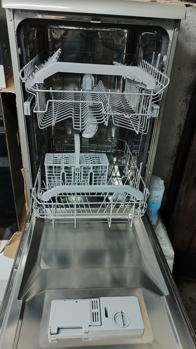 Миялни Hotpoint Ariston