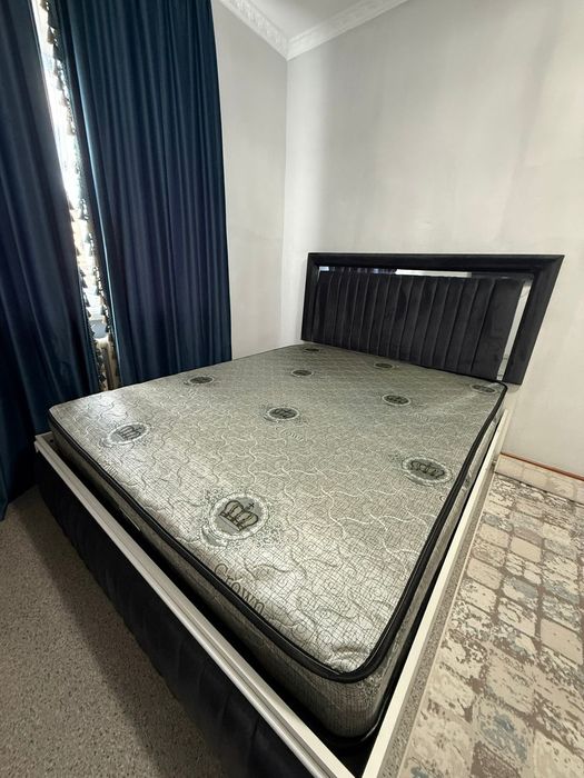 Спальный кровать