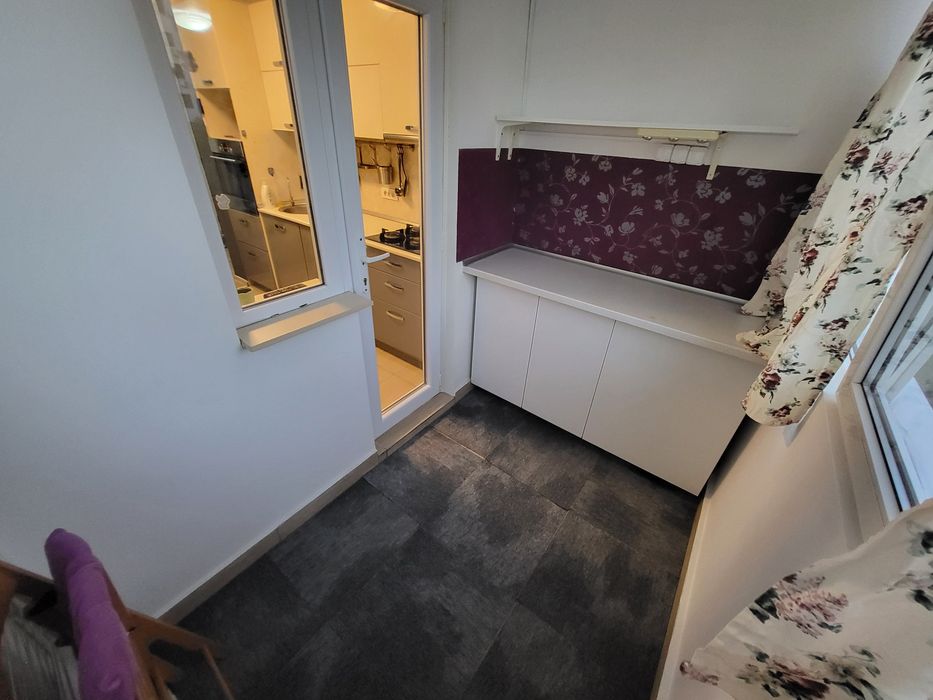 Inchiriez Apartament 3 camere Dristor