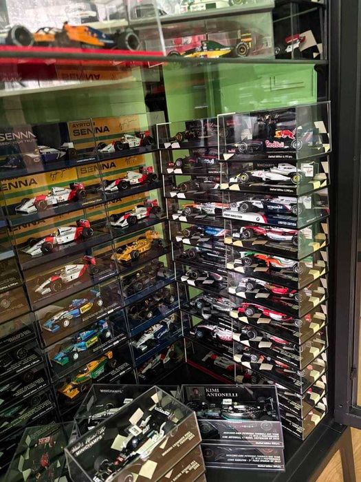 продавам колекция  формула 1 - Minichamps и Spark 1.43  1974 - 2025 г.