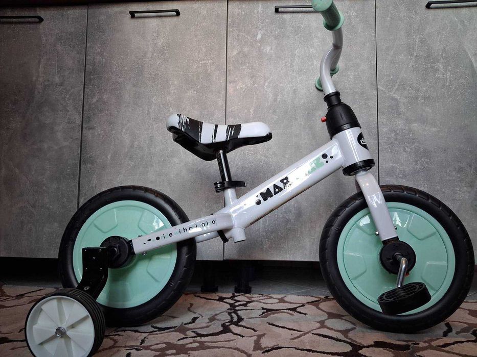 Чисто ново детско колело 3в1 Chipolino