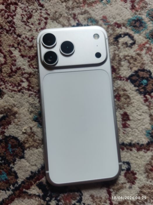 Ayfon 17 pro max