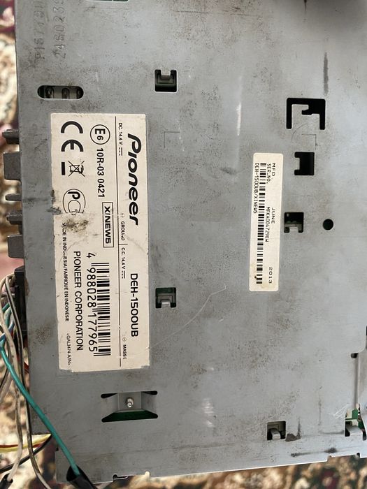 Pioneer magnitafon sotiladi