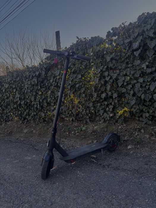 Vand urgent trotineta xiaomi pro 2!
