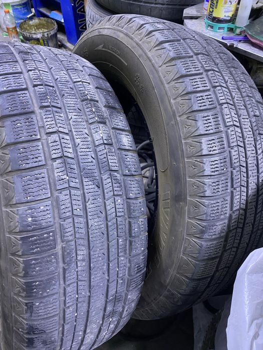 Зимние шины 265,65,17