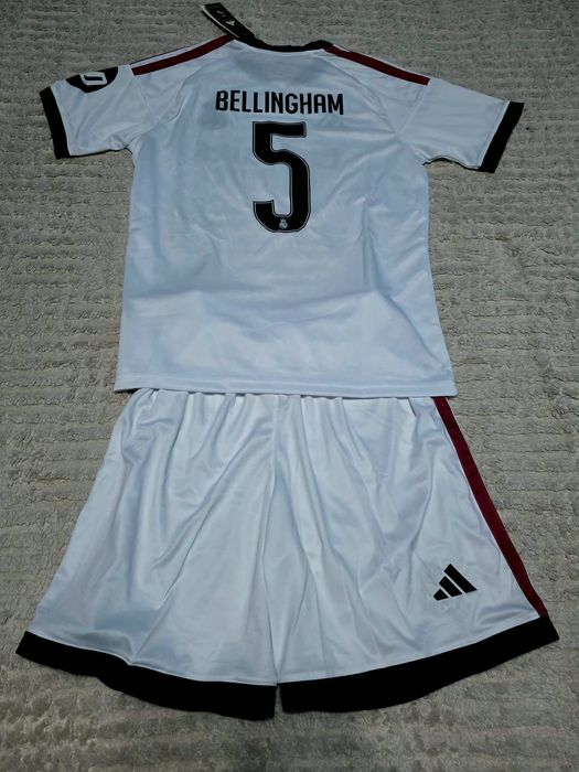 Tricou & pantaloni fotbal