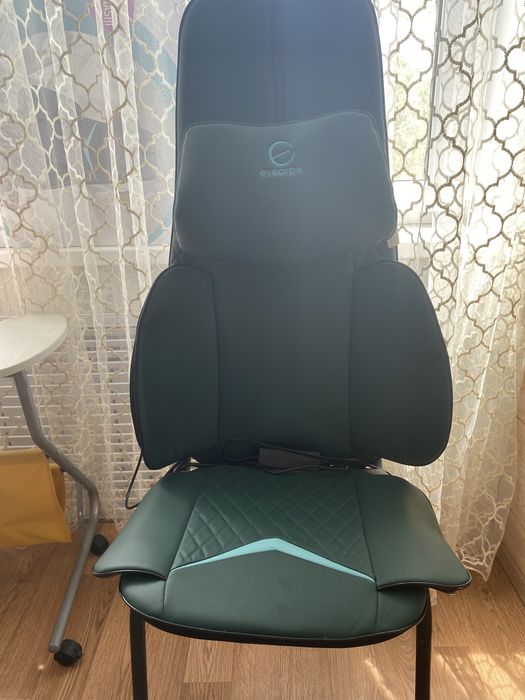 Массажное кресло