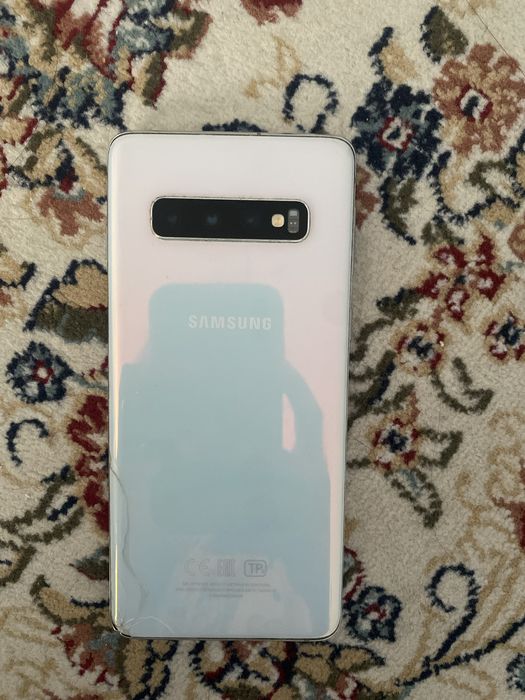 Samsung s 10lite состояно отлично