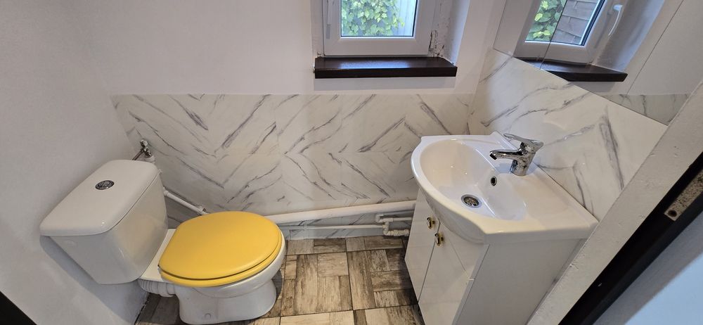 Spațiu comercial de închiriat în Ovidiu semicentral cu curte