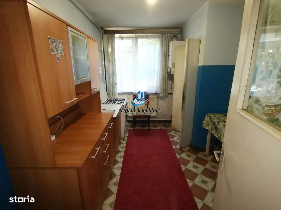 Apartament 2 camere decomandat, parter, zona Scolii 10 Precista — fotografia 1