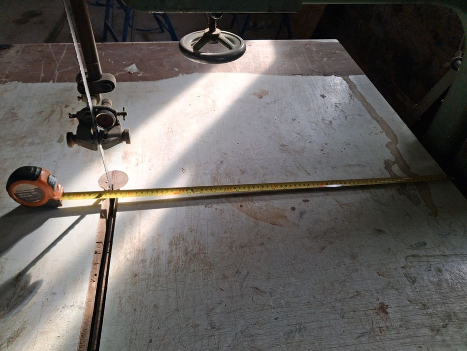 Banzic , fierastrau cu banda trifazic