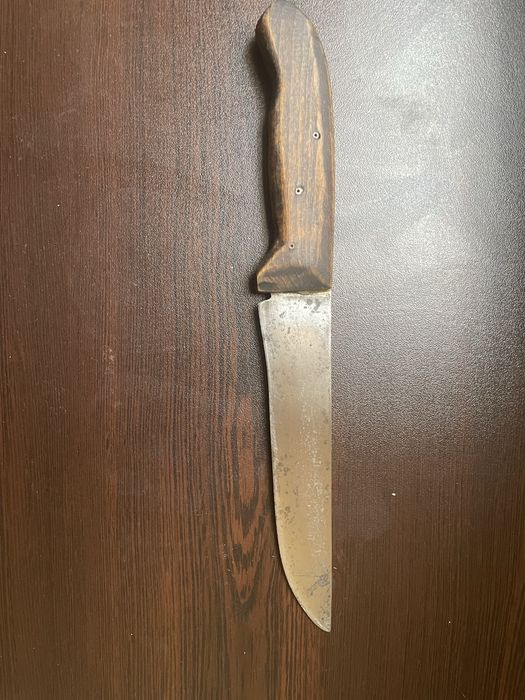 Продавам стар нож зкх шипка