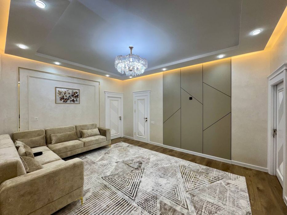 Продаётся 3-комнатная квартира в новостройке