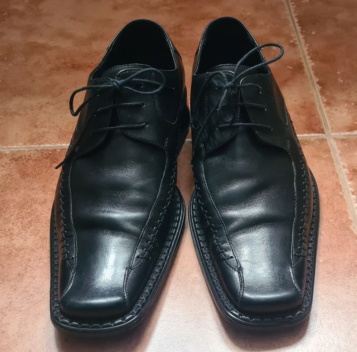 Pantofi din piele