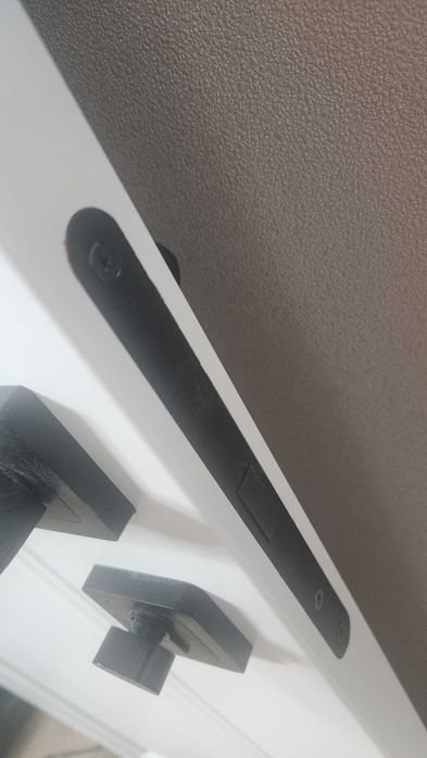 Продам дверь для санузла 70см